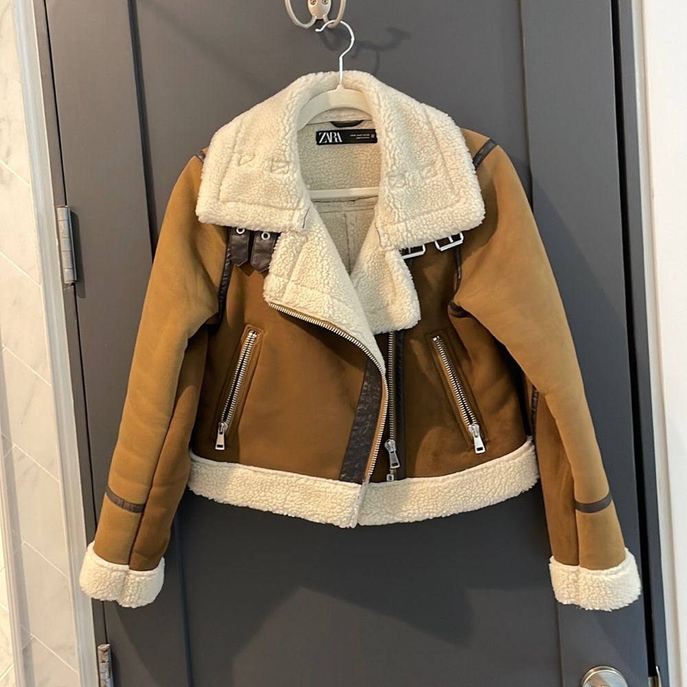 Zara faux shearling jacket size small